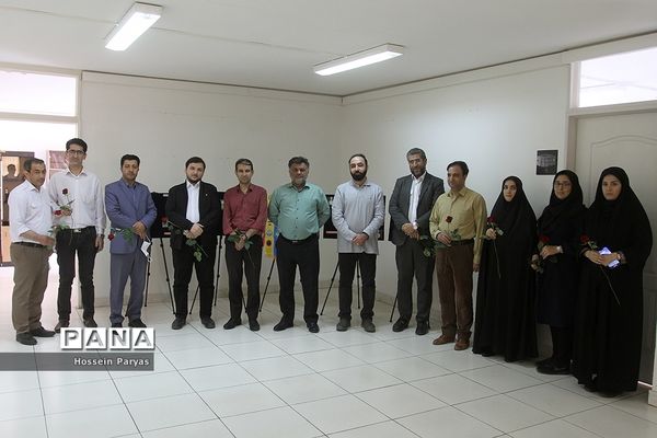 تقدیر قائم‌مقام سازمان دانش‌آموزی از کارکنان در بیست و سومین سالگرد تاسیس سازمان دانش‌آموزی کشور