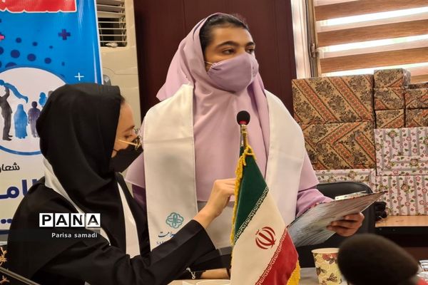 تجلیل از سفیران سلامت دانش‌آموزی منطقه ۱۳