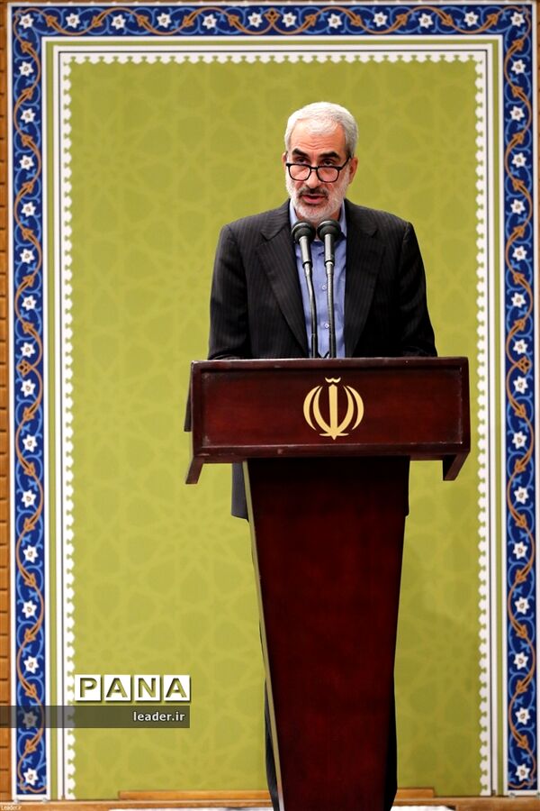 دیدار جمعی از معلمان با رهبر انقلاب اسلامی