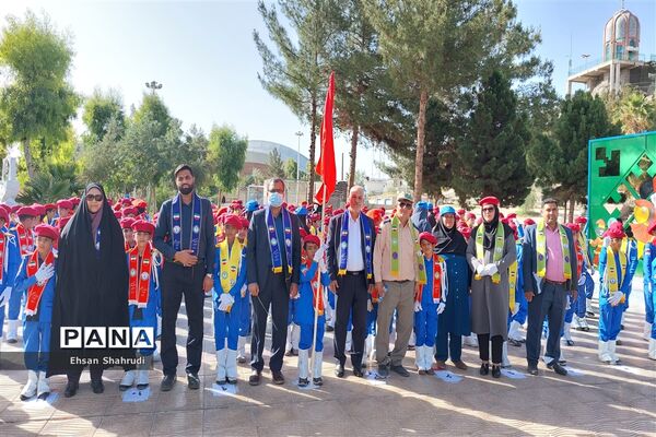 مراسم بزرگداشت سالروز تاسیس سازمان دانش‌آموزی در زاهدان