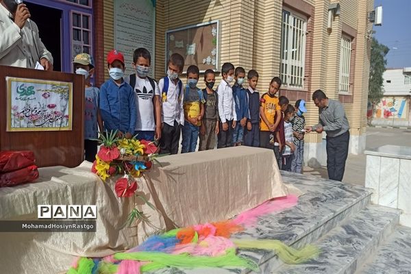 مراسم تقدیراز معلمان مدرسه شهید باهنر کاشمر