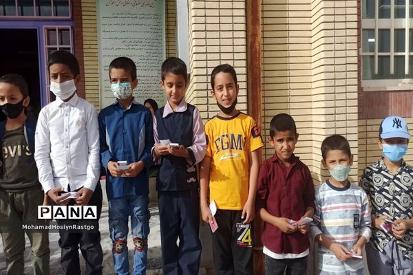 مراسم تقدیراز معلمان مدرسه شهید باهنر کاشمر