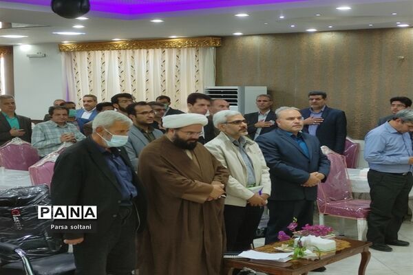 برگزاری همایش قطبی تکریم مقام معلم شهرستان کاشمر