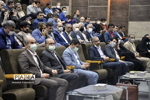 آیین معرفی طرح استانی گلستان‌خوانی در شیراز