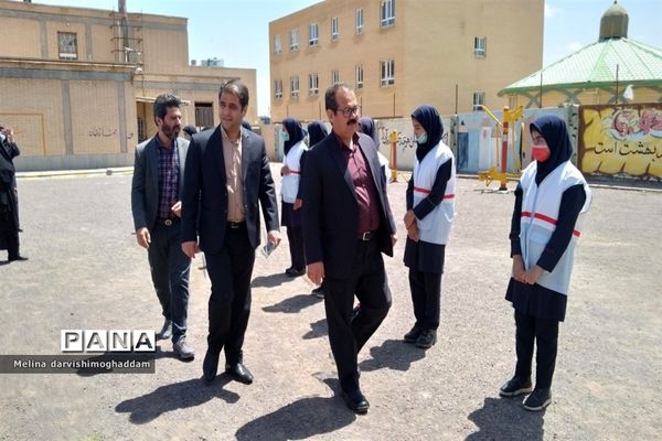 طنین زنگ‌ سلامت و تجلیل از سفیران سلامت