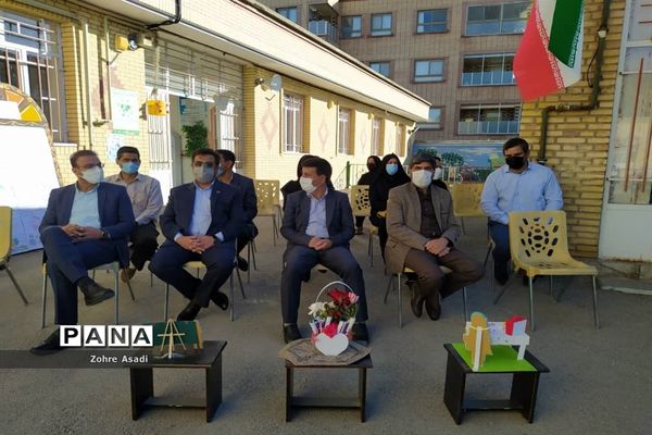 تجلیل از مدافعان سلامت و جهادگران آموزش در آباده