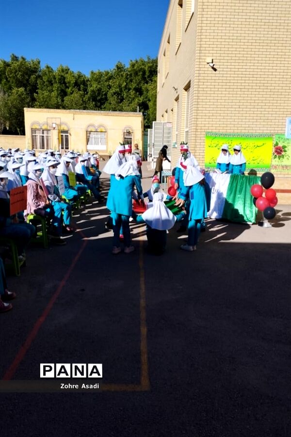 تجلیل از مدافعان سلامت و جهادگران آموزش در آباده