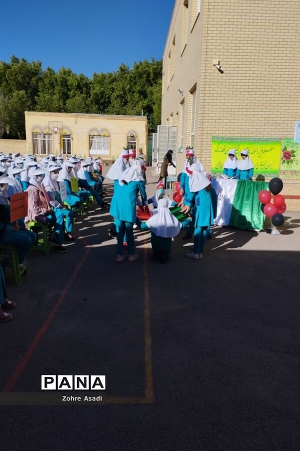 تجلیل از مدافعان سلامت و جهادگران آموزش در آباده