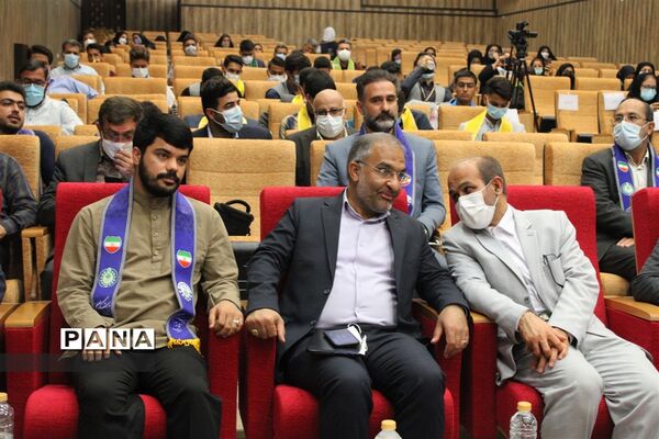 برگزاری مرحله نهایی دومین دوره مسابقات مناظره دانش‌آموزی دختران استان فارس