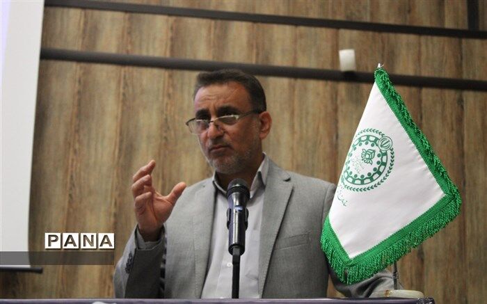 لزوم برخورداری دانش‌آموزان شرکت‌کننده در مناظرات دانش‌آموزی از تفکر فلسفی