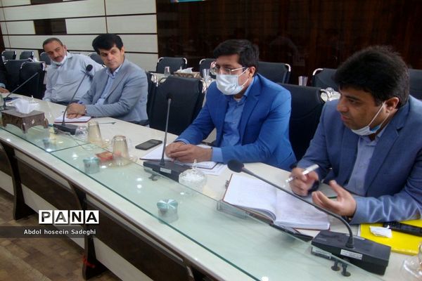 نشست هم‌اندیشی مدیران مدارس بوشهر