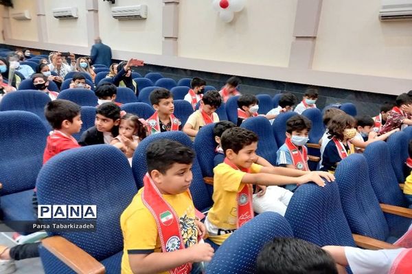 جشن سالروز تاسیس سازمان دانش‌آموزی در بوشهر