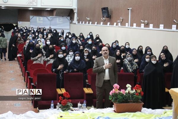همایش تجلیل از منتخبان جلوه‌های ویژه معلمی