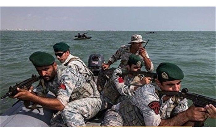 درگیری تیم اسکورت نیروی دریایی ارتش با دزدان دریایی