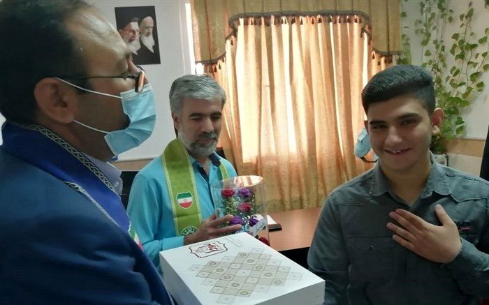 آئین تجلیل از رئیس سازمان دانش‌آموزی استان قم