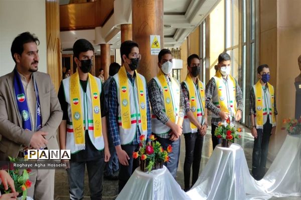 برپایی جشن شکوه معلمی در تالار حافظ شیراز