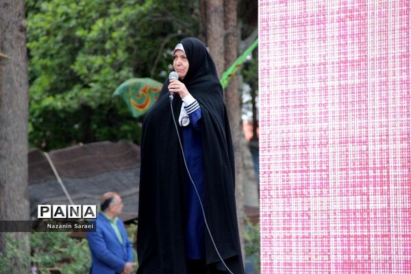 مراسم تکریم معلمان سرآمد آموزش و پرورش شهرستان‌های استان تهران