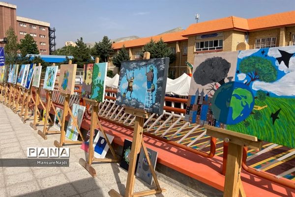 برگزاری نمایشگاه « سلامت ما، سلامت سیاره ما » در منطقه 1