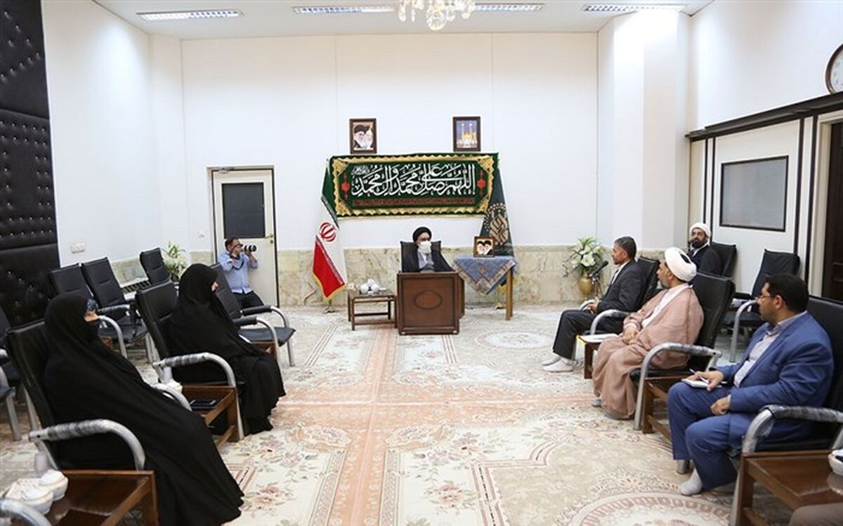 تاکید امام جمعه قم بر برگزاری هر چه باشکوه‌تر «روز دختر»