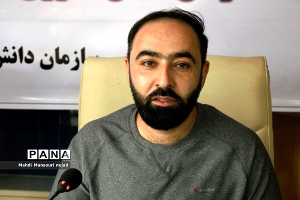 نشست صمیمی قائم مقام سازمان دانش‌آموزی با تشکل‌های دانش‌آموزی هرمزگان