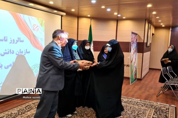 جشن سالروز تاسیس سازمان دانش‌آموزی در منطقه ۱۳ تهران
