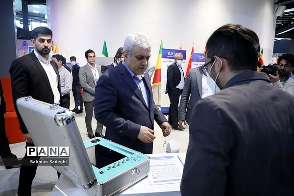 نمایشگاه نوآوری صادراتی ایران ساخت