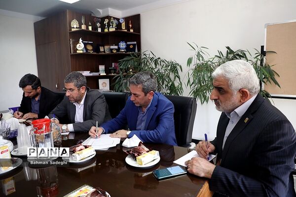 جلسه شورای هماهنگی تشکل‌های دانش‌آموزی