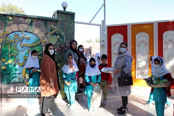 پیاده‌روی و صبحانه سالم در مدارس آباده