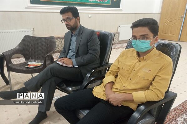گردهمایی نماینده تشکل‌های دانش‌آموزی در دفتر امام جمعه کاشمر
