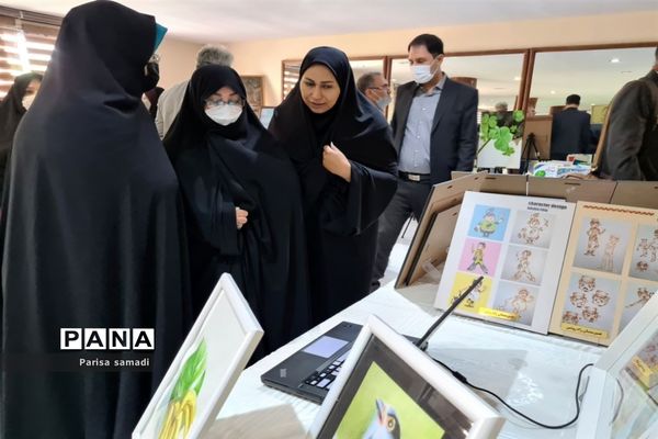 آیین تجلیل از معلمان نمونه استانی و منطقه‌ای در منطقه ۱۳ شهر تهران