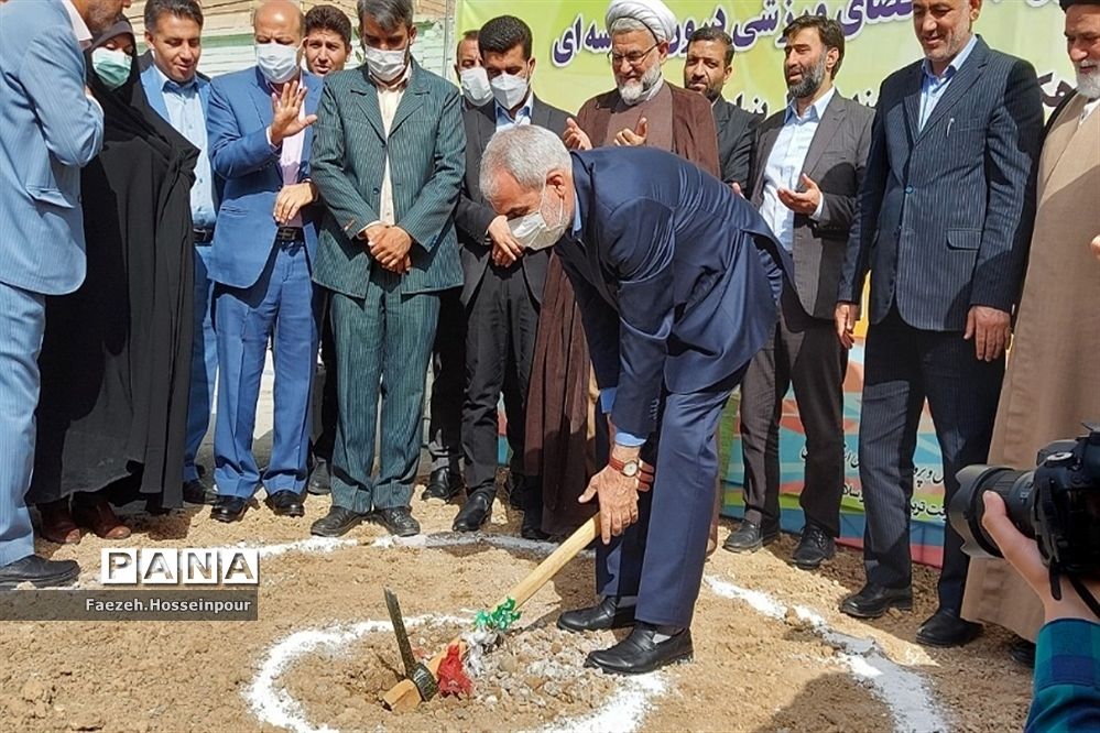 نهضت ملی طراحی و ایجاد ۲۱۰۰ فضای ورزشی درون مدرسه‌ای در بهارستان‌ دو