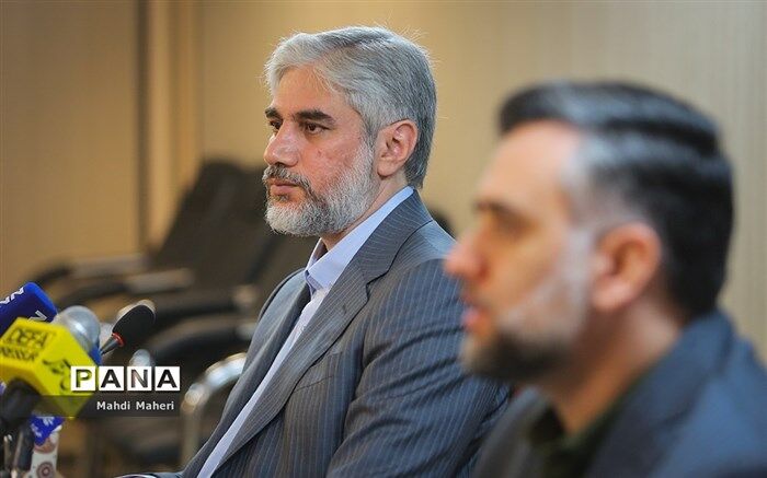 صدور 25 هزار پروانه نشر آسیب جدی به بدنه فرهنگ کشور است