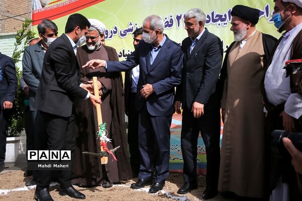 مراسم افتتاحیه نهضت ملی طراحی و ایجاد 2100 فضای ورزشی درون مدرسه‌ای (طرح شهید سردار سلیمانی)
