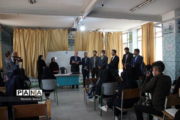 بازدید وزیر آموزش و پرورش از واحدهای آموزشی و پروژه‌های ورزشی اسلامشهر