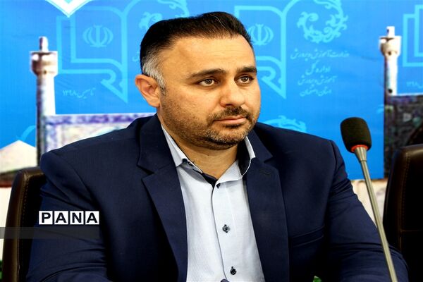 برگزاری مرحله فینال مسابقات مناظره دانش‌آموزی در اصفهان