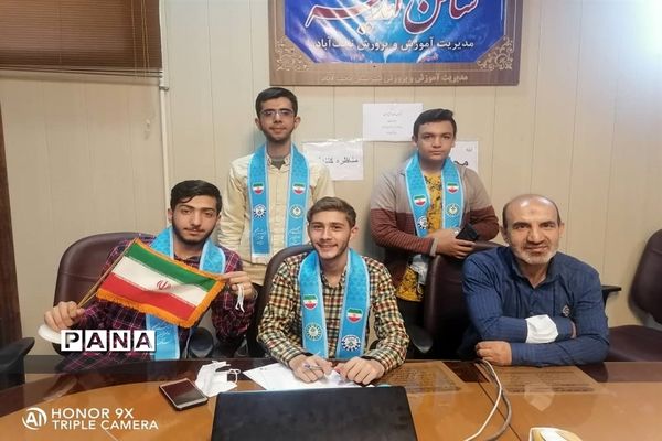 برگزاری مرحله فینال مسابقات مناظره دانش‌آموزی در اصفهان