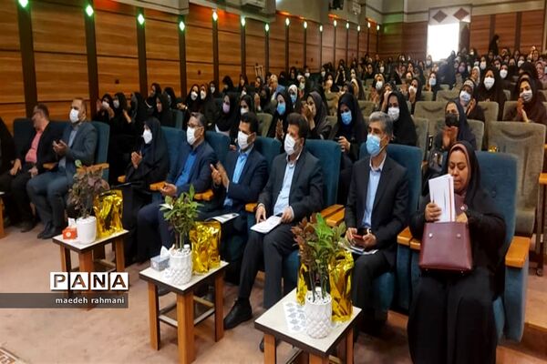 جشنواره اختتامیه طرح‌های آموزش ابتدایی ناحیه دو شهرری