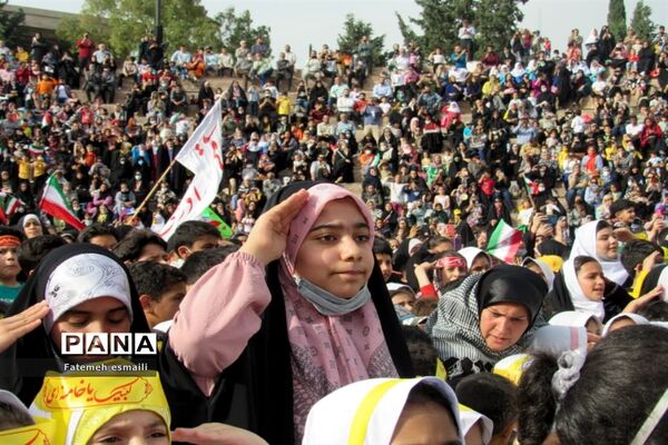 اجتماع دهه نودی‌ها در بوستان ولایت ساری