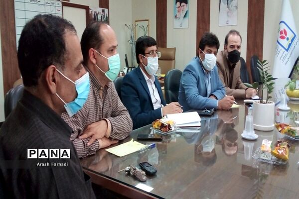 جلسه کمیته تبلیغات نخستین کنگره شهدای فرهنگی و دانش‌آموزی استان بوشهر