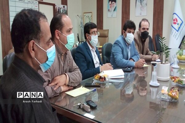 جلسه کمیته تبلیغات نخستین کنگره شهدای فرهنگی و دانش‌آموزی استان بوشهر