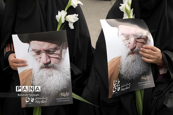 مراسم تشییع پیکر مرحوم  آیت الله فاطمی‌نیا در دانشگاه تهران