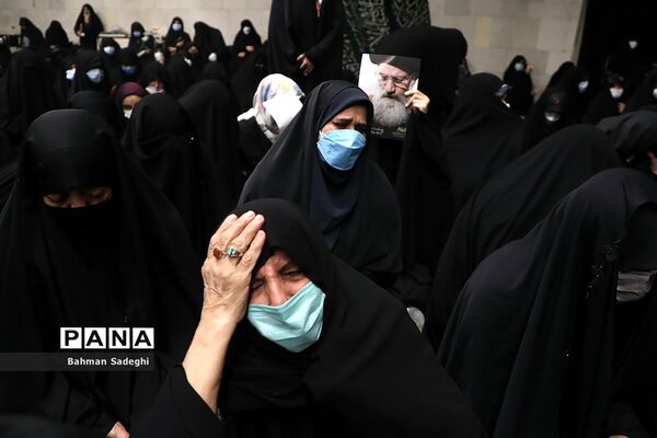 مراسم تشییع پیکر مرحوم  آیت الله فاطمی‌نیا در دانشگاه تهران