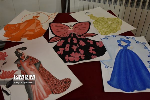 جشن فارغ التحصیلی و امتحان عملی پایه دوازدهم رشته طراحی دوخت در هنرستان قاسم نیا بهنمیر