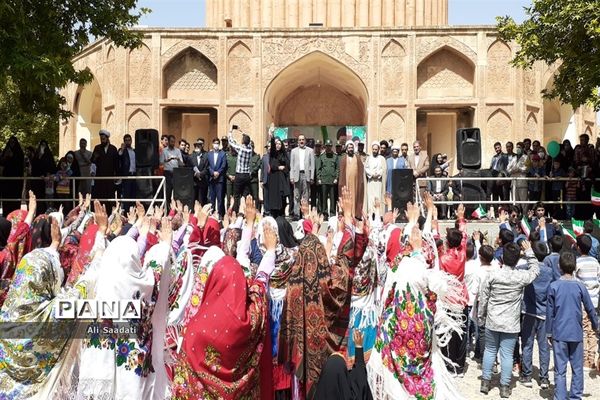 اجرای مراسم سرود سلام فرمانده در کلات