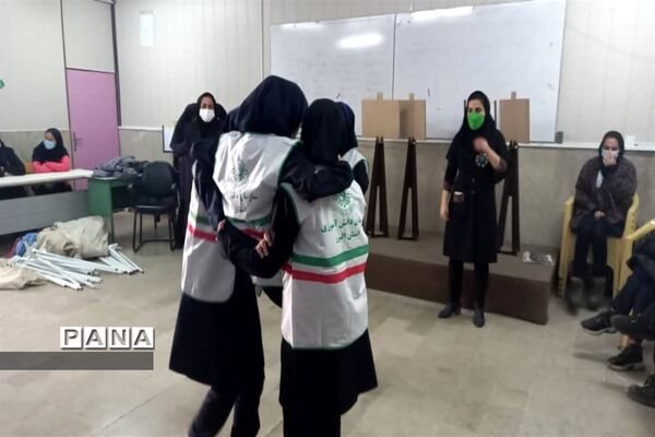 برگزاری اردوی آموزشی پیشتازان دبیرستان قلم چی ناحیه 3 کرج