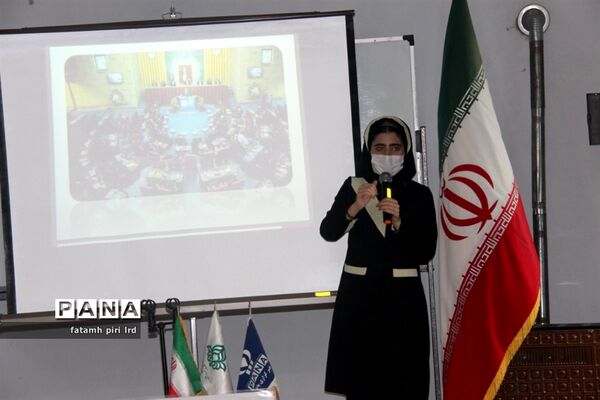 نشست نمایندگان مجلس دانش‌آموزی قزوین
