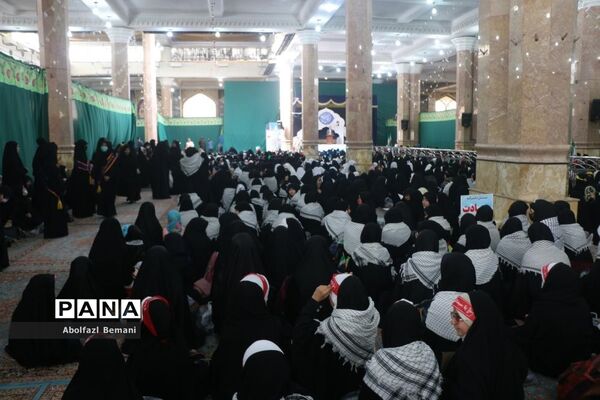 اجرای سرود سلام فرمانده در مسجد مقدس جمکران-1