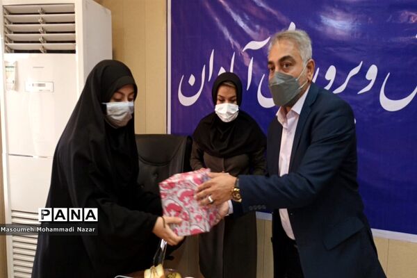 آیین تقدیر از مراقبین سلامت شهرستان آبادان