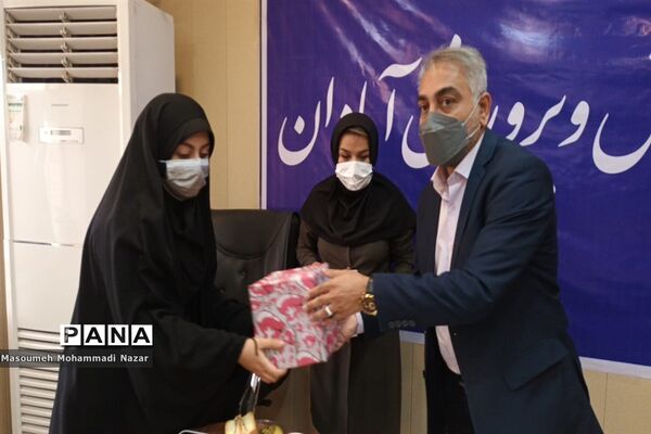 آیین تقدیر از مراقبین سلامت شهرستان آبادان