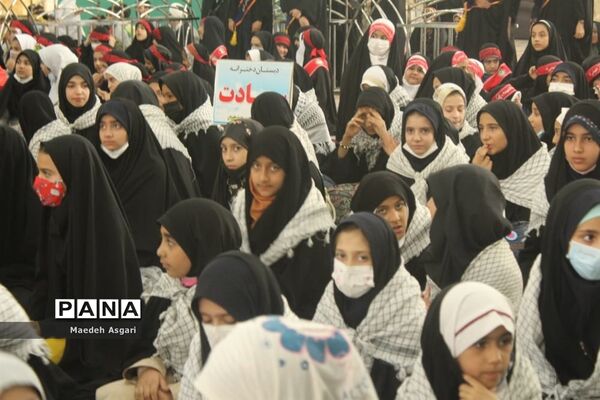 اجرای سرود 1400 نفری سلام فرمانده دانش آموزان در مسجد جمکران-4